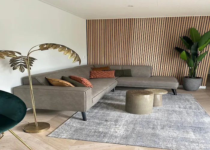 Near Baarle-nassau * Ulicoten